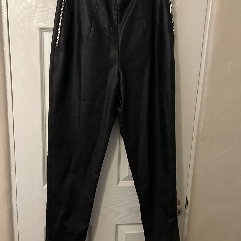 Vixen by Micheline Pitt Black vegan leather cigarette pants Large
